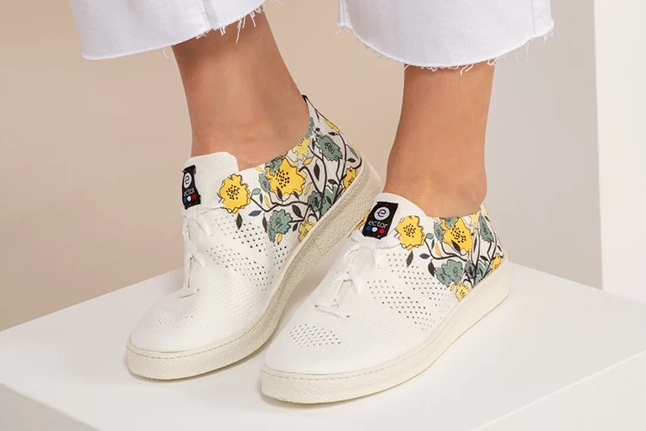 baskets eco responsables fleurs jaunes